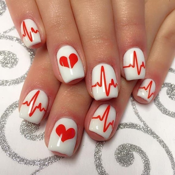 Stencil Heartbeat per Chiodi, Adesivi per unghie di San Valentino, Nail  Art, Vinili per unghie -  Italia