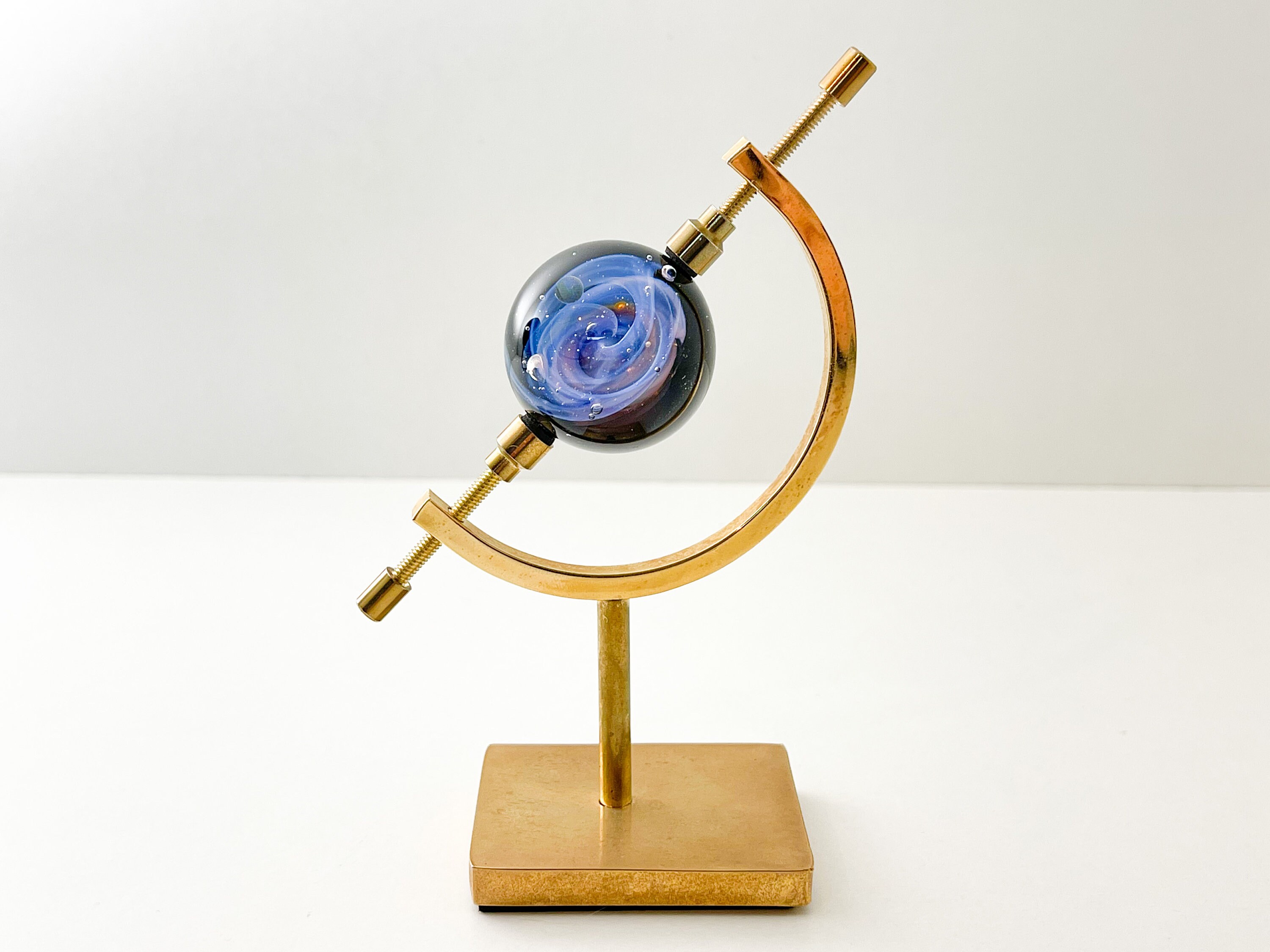 Mini Sphère Galaxie en Verre Fabriquée à La Main
