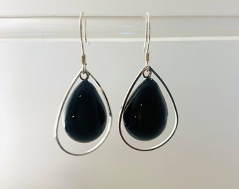 Earring gout, black and silver