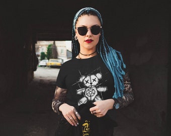 怖いテディベア Tシャツ ソフトスタイル レディース メンズ 不気味なゴス Tシャツ ギフト 邪悪なテディベア ブードゥー Tシャツ オカルト ウィッカ 衣類 異教徒 ペンタグラム