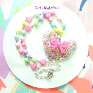 HEART & BOW Shaker Perlenkette, Fairy Kei, Pastel Goth Kawaii Schmuck, handgemacht