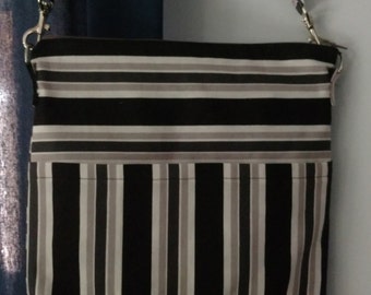 Handbag, Cross Body Bag, Black and White Striped Purse, Shoulder Bag, Purse, Everyday Purse, Black and White Striped Shoulder Bag
