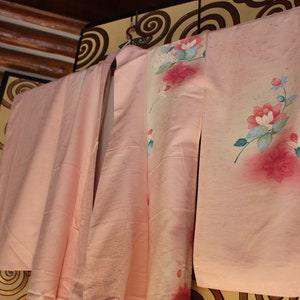 Vintage Kimono light pink with peony image 3