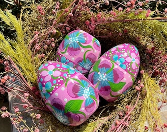 FLORAL PANSY EGG, Hand Painted Wooden Egg, Pink Egg w/Floral Mini Flower Top w/Dark Pink Pansies, Easter/Spring Decor, Egg Art Collectible