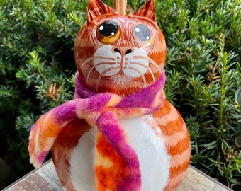 ORANGE TABBY CAT Gourd, Hand Painted Gourd, Orange Tabby Cat w/Gold Eyes, Cat Lover/Collector Item, Unique Cat Art, “Cat Person” Gift Idea!