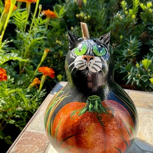 FALL PUMPKIN CAT Gourd, Hand Painted Gourd, Fall Decor, Thanksgiving Decor, Halloween Decor, Cat Art, Great Gift for the “Cat Person”!