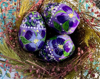 FLORAL PANSY EGG, Hen Size Hand Painted Wooden Egg, Two Toned Purple Egg w/Pansies, Mother’s Day Gift, Birthday Gift, Spring/Summer/Decor