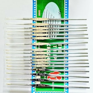 TULIP CROCHET HOOKS SET OF 17 DIFFERENT SIZE - MADE IN JAPAN - with Golden  Point