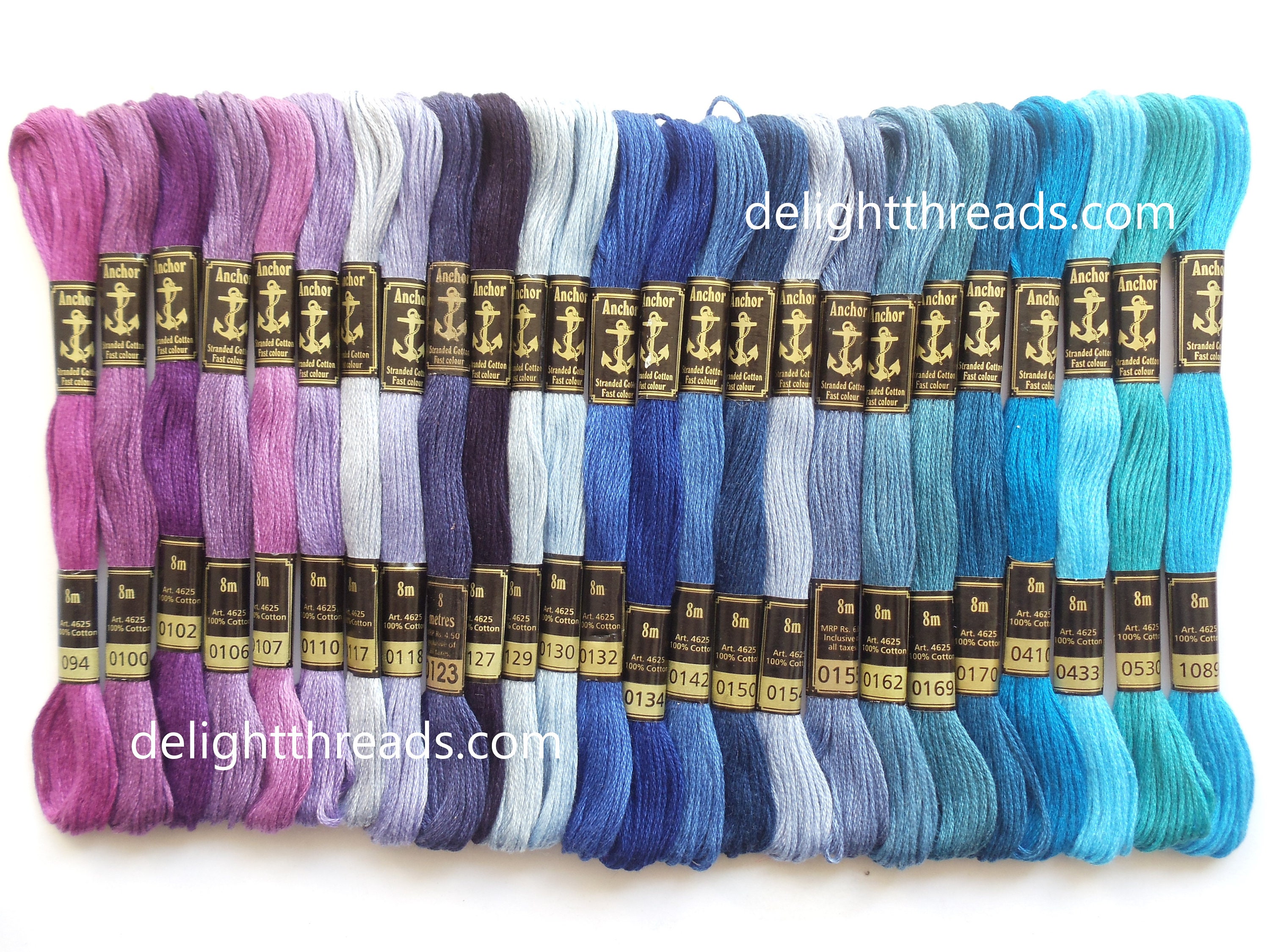 25 hilos de algodón para bordar anclas, ovillos y seda en combinaciones de  verde, rojo, azul, amarillo y marrón. -  España
