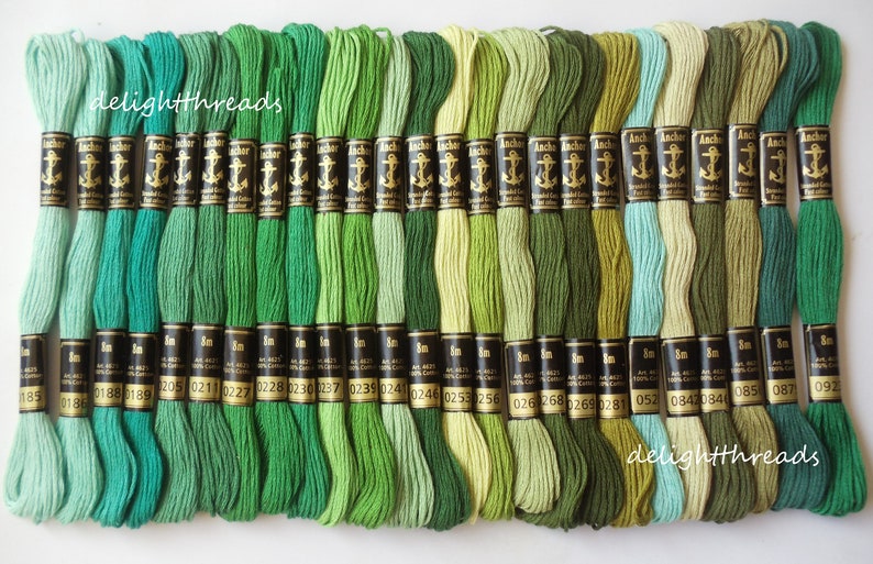 25 Anchor Embroidery Cotton Thread Skeins Floss in Green Color