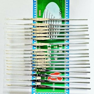 Set of 17 TULIP Steel Crochet Hooks for fine lace size 0/1.75mm to size 14/0.50mm and size 23/0.45mm and size 24/0.40mm - Made in Japan