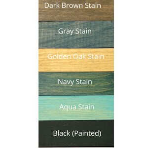 Pu&ograve; includere: Campioni di colore di tinta per legno in otto colori diversi: Early American, Dark Brown, Grey, Golden Oak, Navy, Aqua, Black (Painted) e White (Painted).