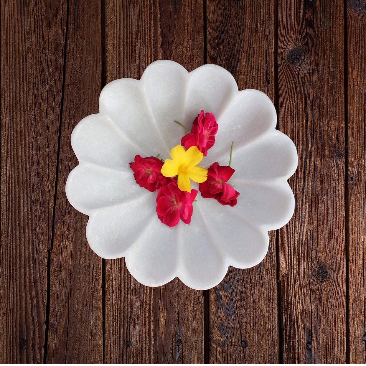 Exquisite Fruit Bowl with Handcrafted Floral Detailing main image 1