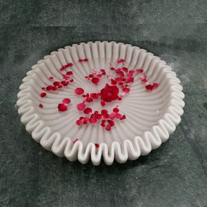 Large Decorative Ripple Marble Flower Floater Bow, Marble Urli,  Handcarved  rippled bowl, fluted bowl, Decorative home decor