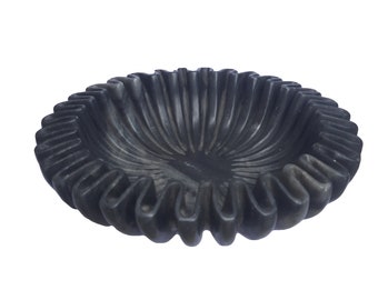 Tigela decorativa vintage preta com babados, tigela de mármore flutuante com flores Urli de mármore, tigela ondulada esculpida à mão, tigela canelada, decoração decorativa para casa