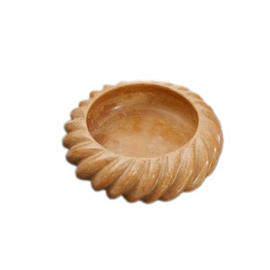 Dekorative gelbe Marmorschale, Marmor Urli, handgeschnitzte Marmorschale, Steinschale mit matter Oberfläche, dekoratives Geschenk aus gelbem Stein