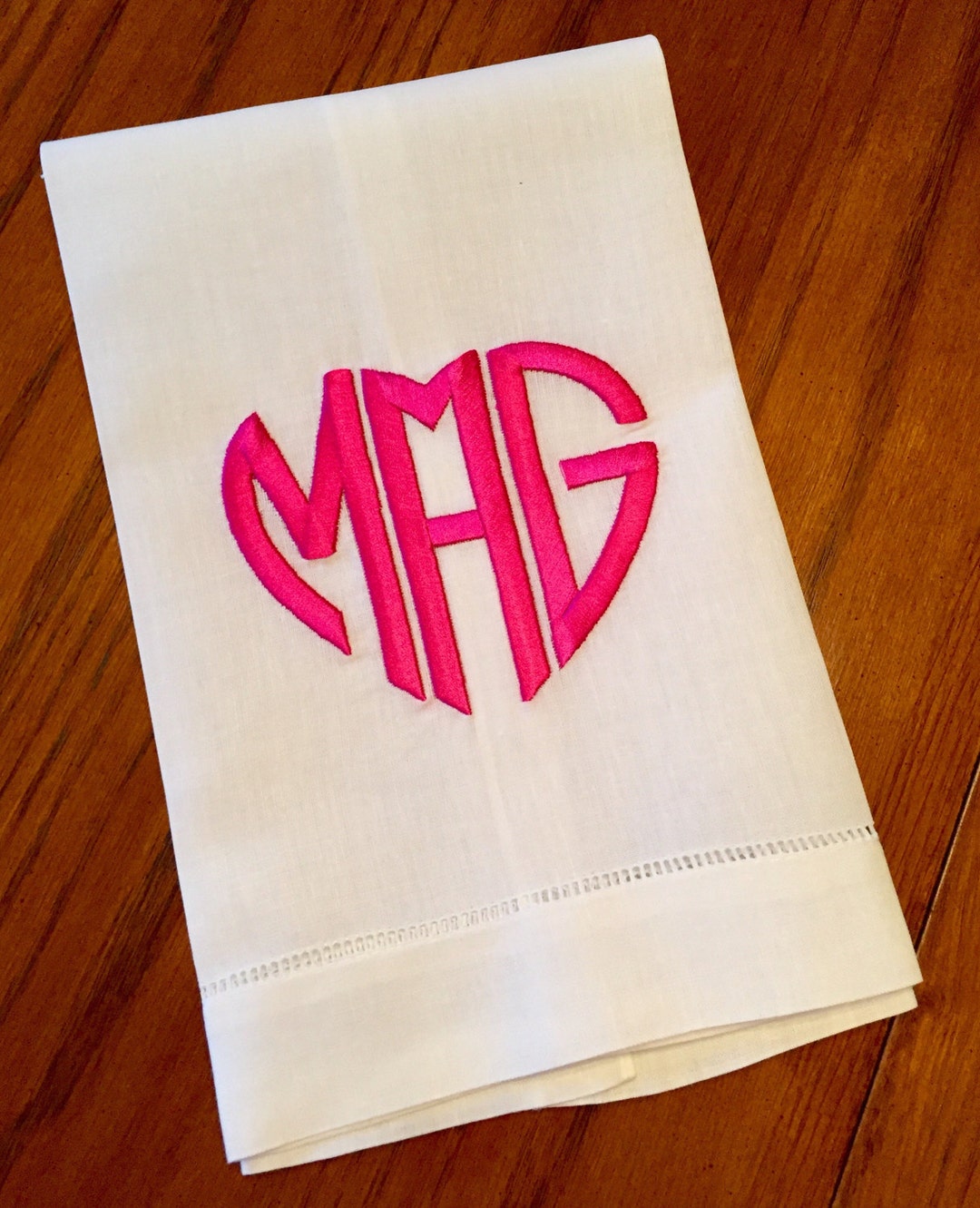 Toalla De Mano Con Monograma, Regalo Personalizado, 16 X 30 Pulgadas - Juego De 2 - Toalla Bordada En Plateado - Extra Absorbente 100% Algodón Turco - Acabado De Rizo Suave