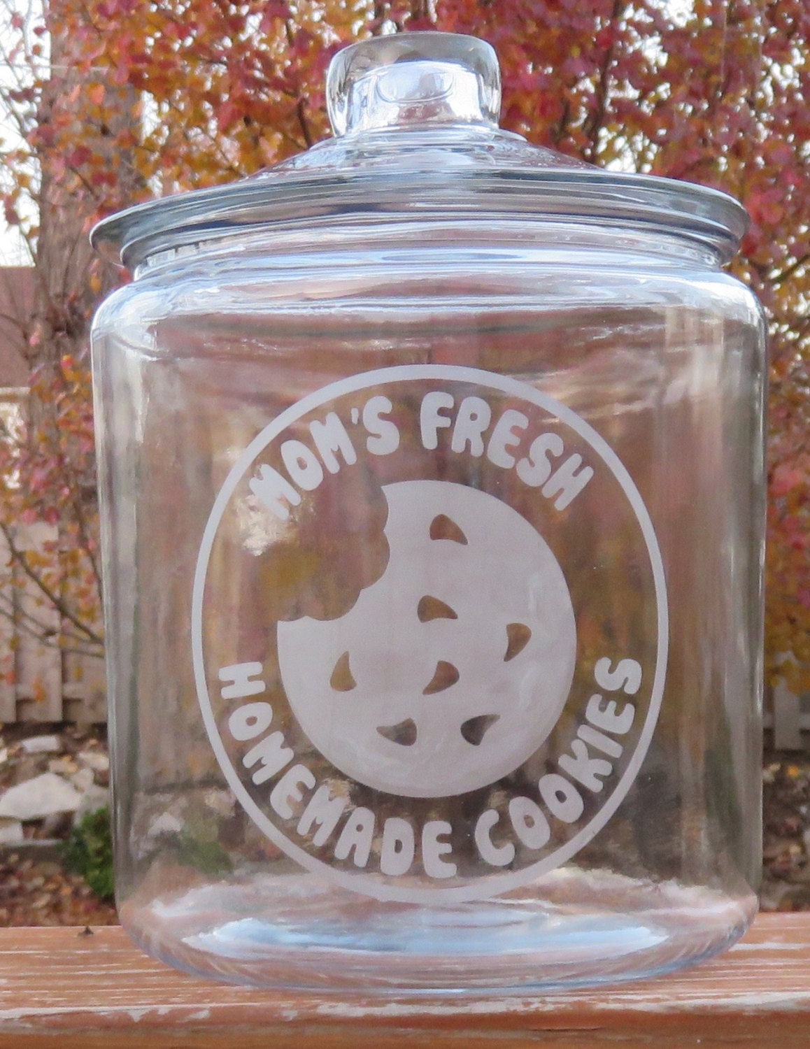 Custom Monogrammed Glassetched Cookie Jar With Cookie Image Etsy