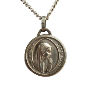 Virgin Mary Praying French Religious Medal With Silver Chain 925