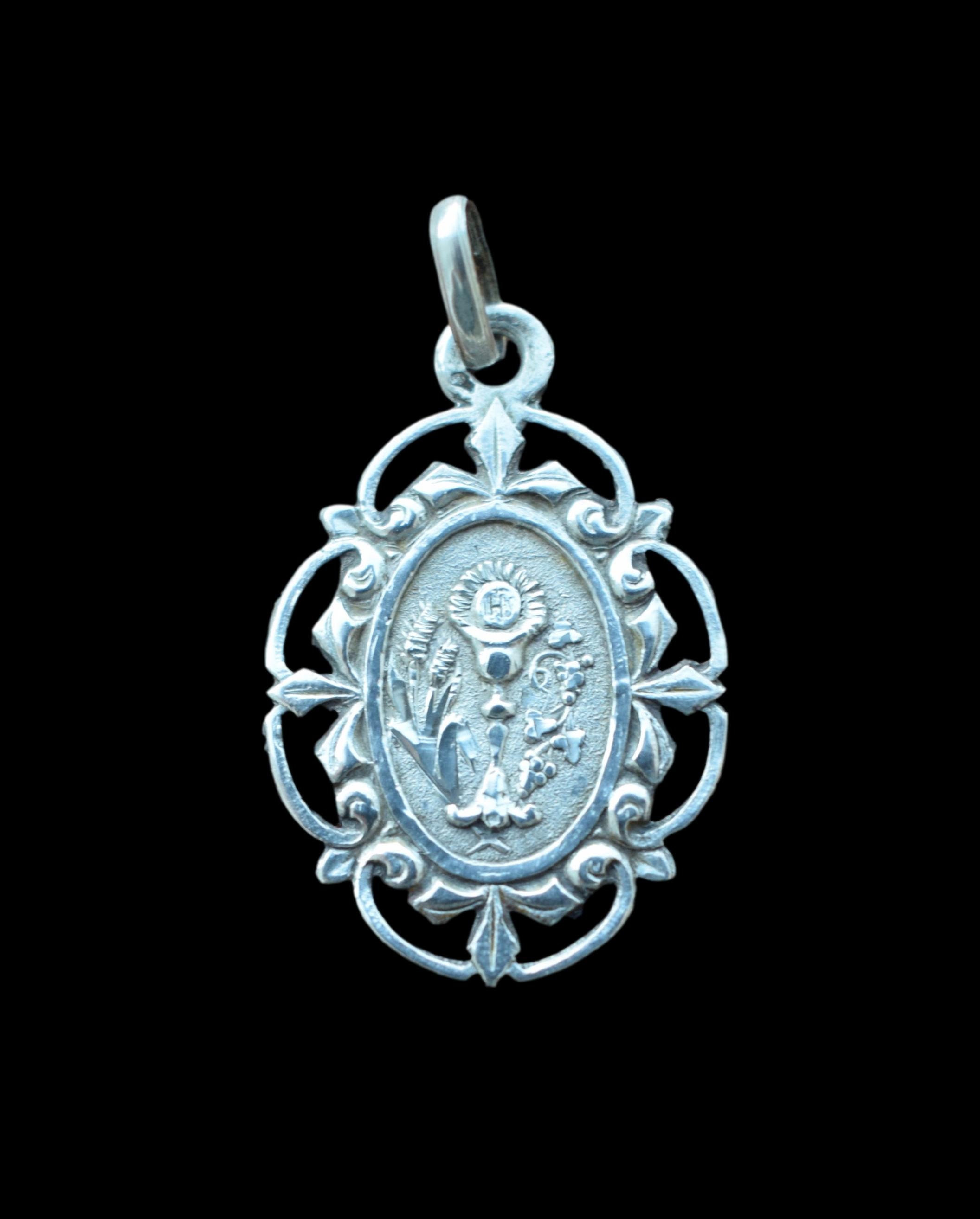 Médaille de Communion, Authentique Art Nouveau Sterling Médaille d'argent Eucharistie Calice Vin