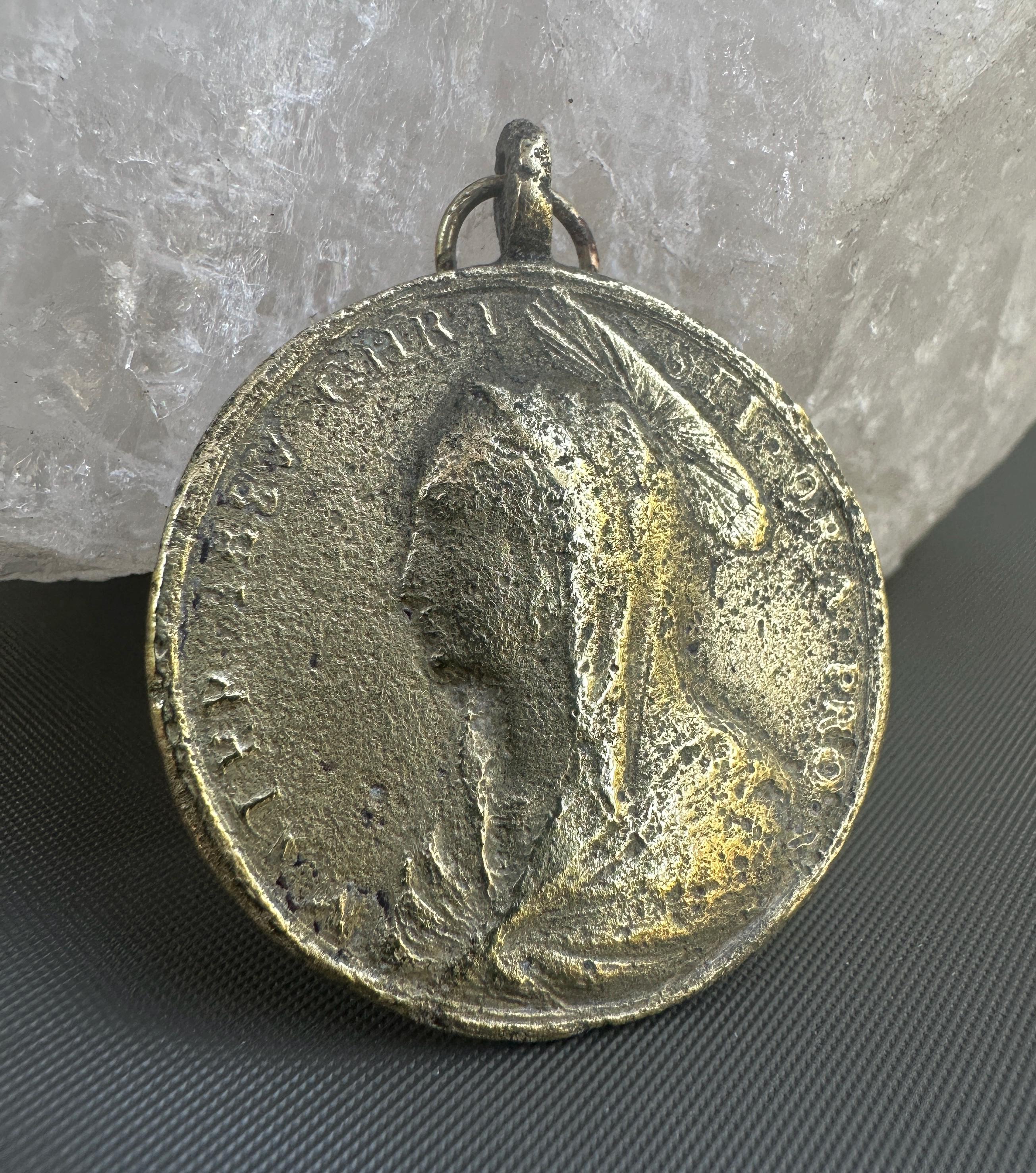 ANCIEN PENDENTIF MEDAILLE 1920 Basilique De Jeanne D'arc Domremy Ref