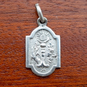 Communion Medal  Religious Sterling Silver Eucharist Chalice Wine Souvenir