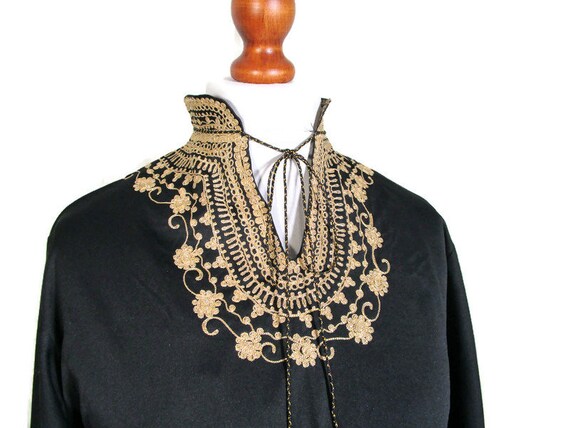 Fabulous vintage black with gold embroidered Long… - image 2