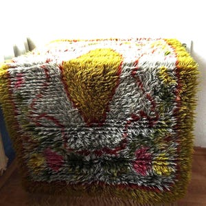 Stunning RYA RUG Scandinavian Mid Century Wool Carpet Vintage 1960s 1970s Handmade MCM Rug Green Grey Brown Red Rug Wall Hanging Rug