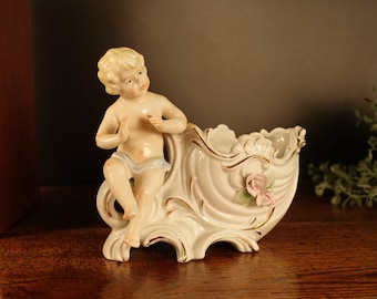Porcelana antigua querubín niño niño estatuilla plantador jarrón tazón Jardinière. Decoración del hogar. Querubín vintage coleccionable. Regalo para ella