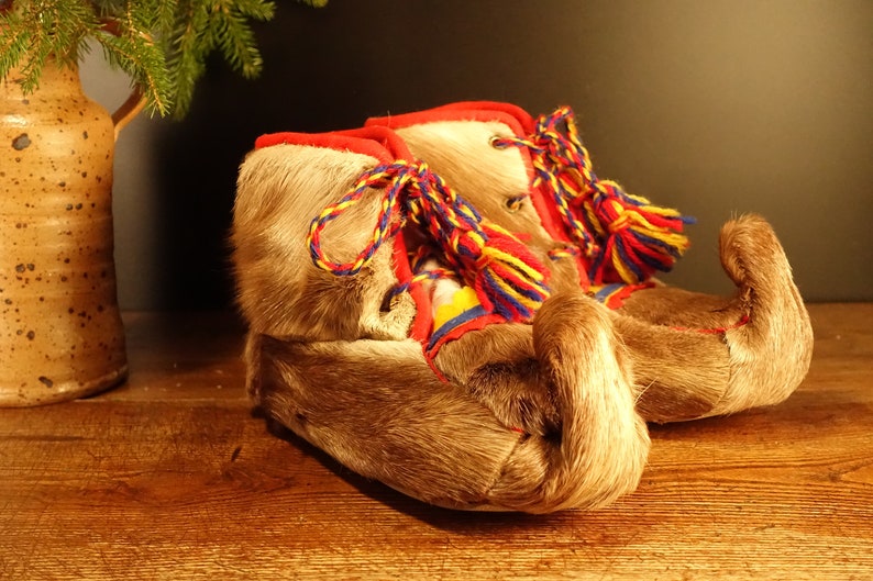 RARE Vintage Saami Lapland Shoes Reindeer Fur Boots Sami Boots Sami Shoes Slippers Mukluks Hand Crafted Finnish Folk Art Decorative Item image 1