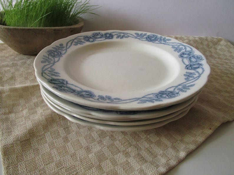 ONE Antique GUSTAVSBERG Plate Roses Floral London Pattern Vintage Swedish Plates Blue White Plate 9 inches 1915 Antique Dinner Plate