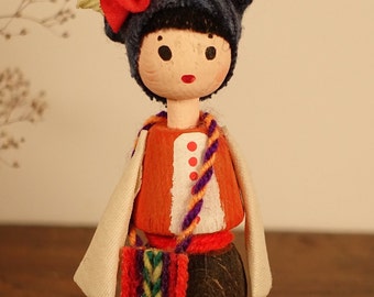ヴィンテージ ブルガリア人形。伝統的なブルガリアの民芸品