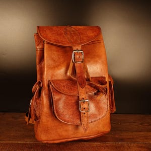 70s leather backpack men Vintage 1970's with 3 Outside Pockets – DESERT MOSS VINTAGE immediately air The Heritage - Vintage Canvas