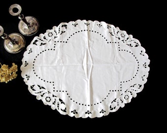 Vintage French Cotton Table Runner Doily White Hand Embroidered Table Topper Centerpiece Shabby Chic Decor Wedding Decor French Country Gift