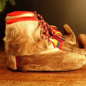 RARE Vintage Saami Lapland Shoes Reindeer Fur Boots Sami Boots Sami Shoes Slippers Mukluks Hand Crafted Finnish Folk Art Decorative Item image 2