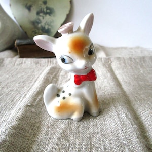 Vintage Baby Deer Figurine . Fawn Figurine . Porcelain Animal Figurine . Small China Statue . Collectible . Animal Lovers Kids Gift