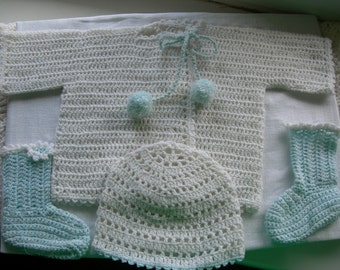 Vintage Baby-Jacken-Mütze-Socken-Set, blau und weiß für ein neugeborenes Baby, Babyparty-Geschenk für Babys