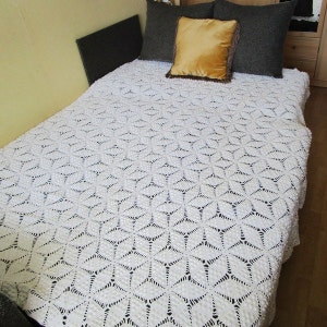 Crochet Bedspread  210 cm X 230 cm / 83&quot; X 91&#39;&#39; Crochet Blanket Crochet Farm House Shabby Chic Country Style Victorian Style Boho Bohemian