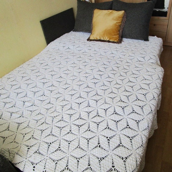 【即納】 かぎ針編みのベッドスプレッド 210 cm X 230 cm / 83 その他