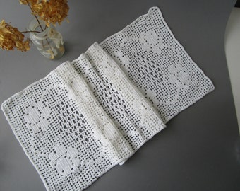 Vintage Swedish Hand Crochet Table Runner White Table Runner Folk Style Table Topper Scandinavian Table Small Tablecloth Vintage Linens Gift