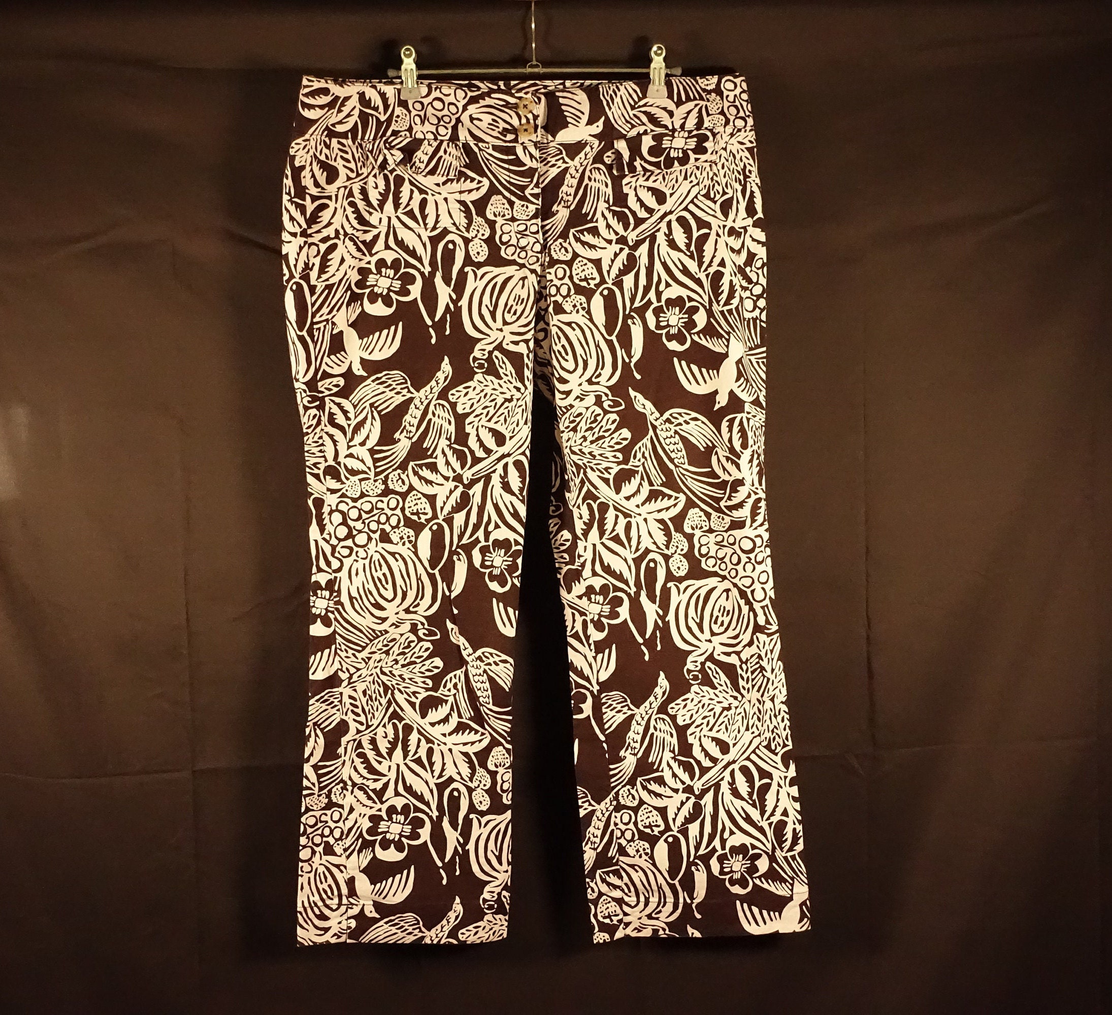 Y2K Vintage CABI Capri Pants Size 14 US Cotton Patterned Trousers Casual  Everyday Summer Women's Pants White Brown Birds Floral Pattern 