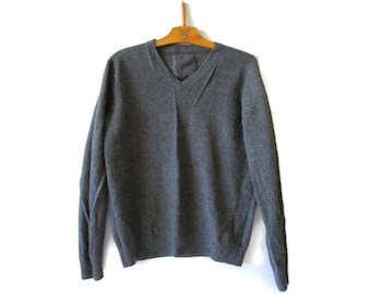 Vintage Gray Sweater Lambs wool Jumper Soft Sweater Warm Pullover V neck Simple Sweater Knit Jumper Traditional Preppy Mod Style size S