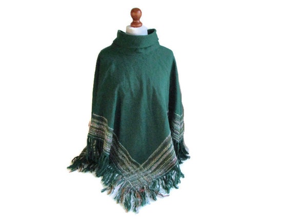 Fabulous Finnish vintage AROLA wool poncho Bohemia