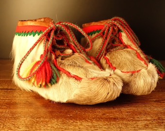 ◆KOMOREBI MUSEUM◆ Handmade suede lamb shearling  ankle RARE Vintage Saami Lapland Shoes Reindeer Fur Boots Sami