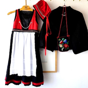 scandinavian christmas dress The Scandinavian style set's 13 most fashionable looks during the holiday season