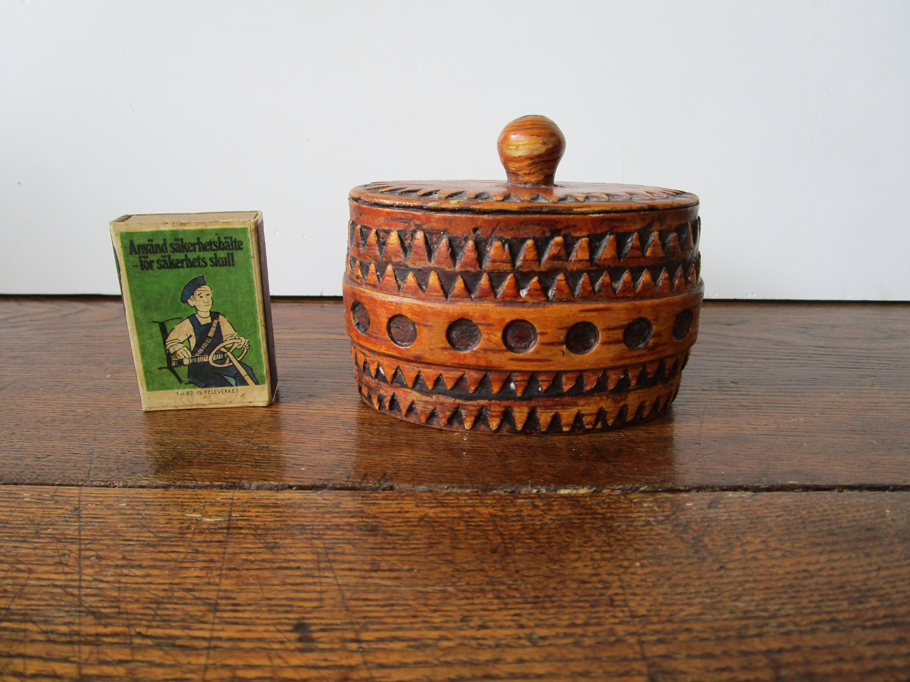 Antigua caja sueca hecha a mano pequeña caja de almacenamiento | Etsy