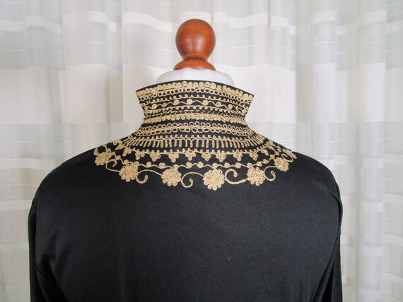 Fabulous vintage black with gold embroidered Long… - image 10