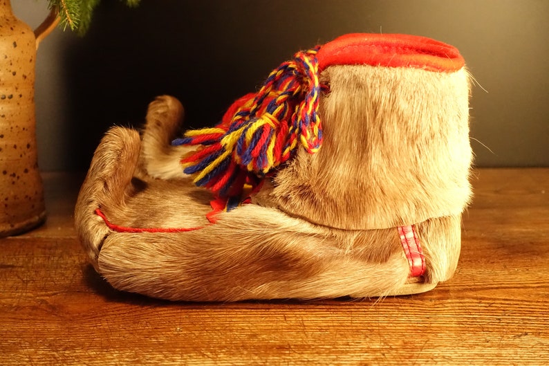 RARE Vintage Saami Lapland Shoes Reindeer Fur Boots Sami Boots Sami Shoes Slippers Mukluks Hand Crafted Finnish Folk Art Decorative Item image 4