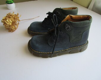 00s Vintage Kids Dr. Martens Boots the Original Made in