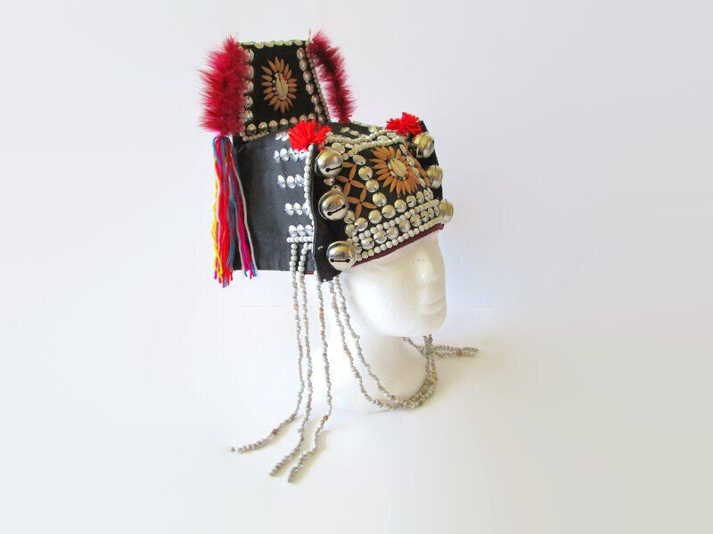 アカ族　帽子　タイ北部地方 Akha Tribal Headdress For Decorative Use . Akha Hat